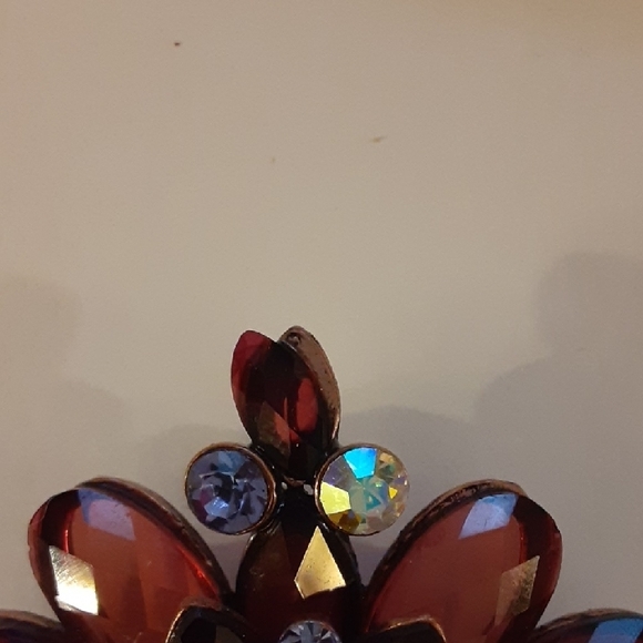 Elegant Large Amber Rhinestone Brooch Pin - Picture 8 of 9